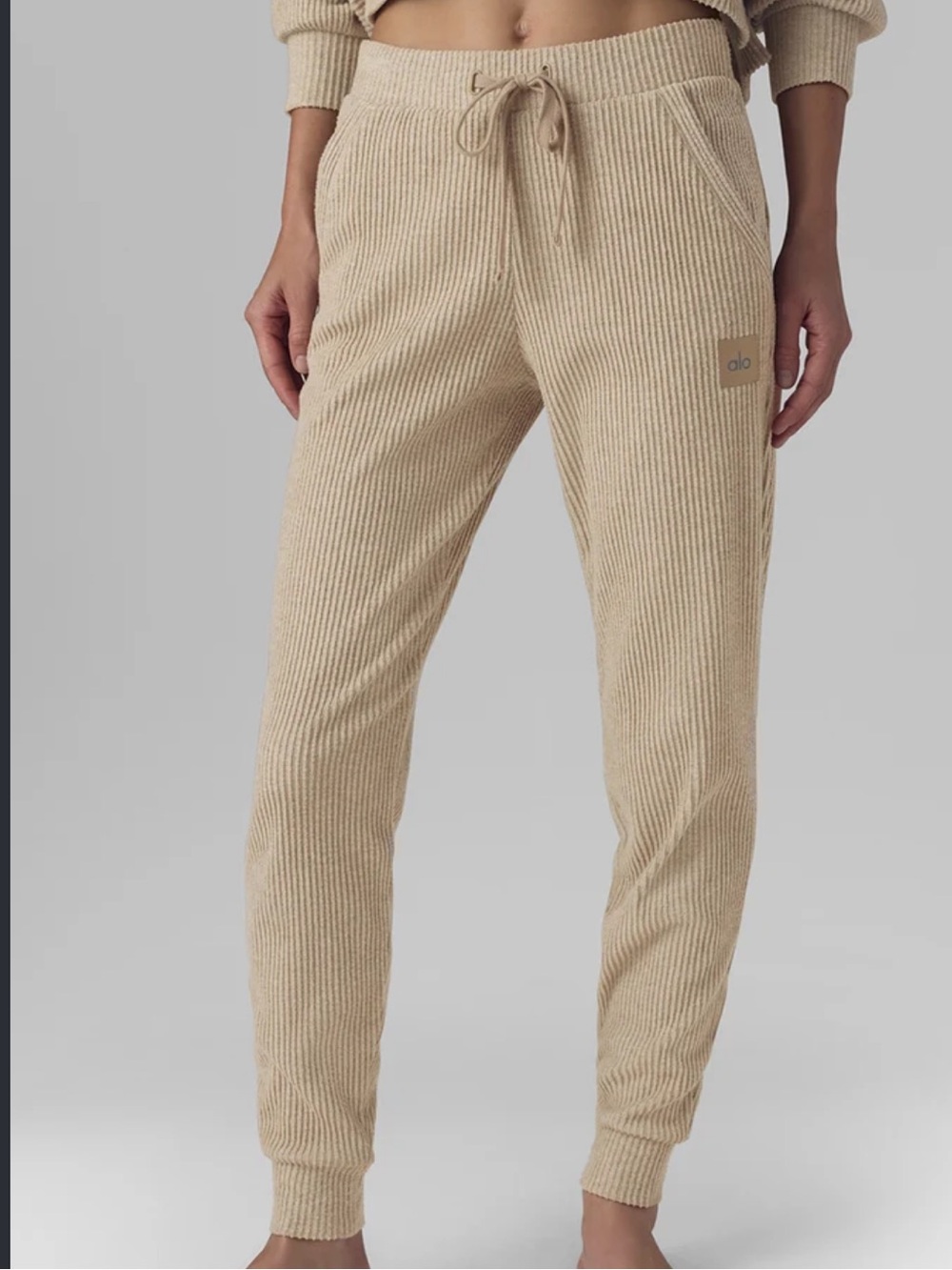 ALO Yoga Muse Sweatpants